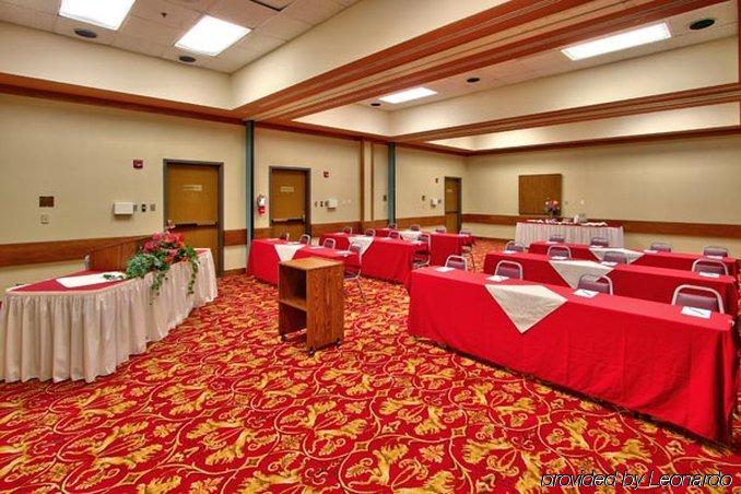 Mcm Elegante Hotel Odessa Facilities photo